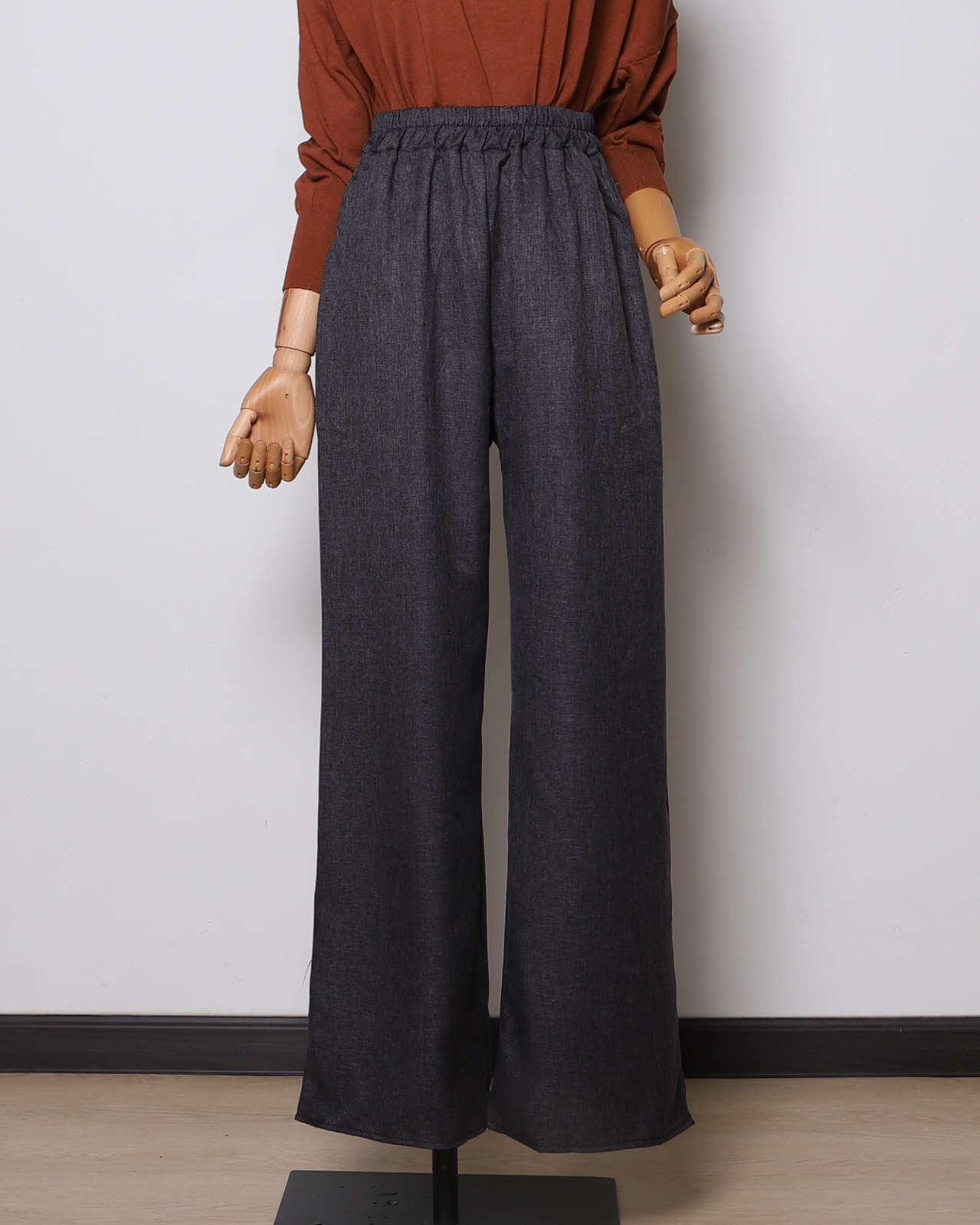 Tenang Pants in Blue Black - Image 2