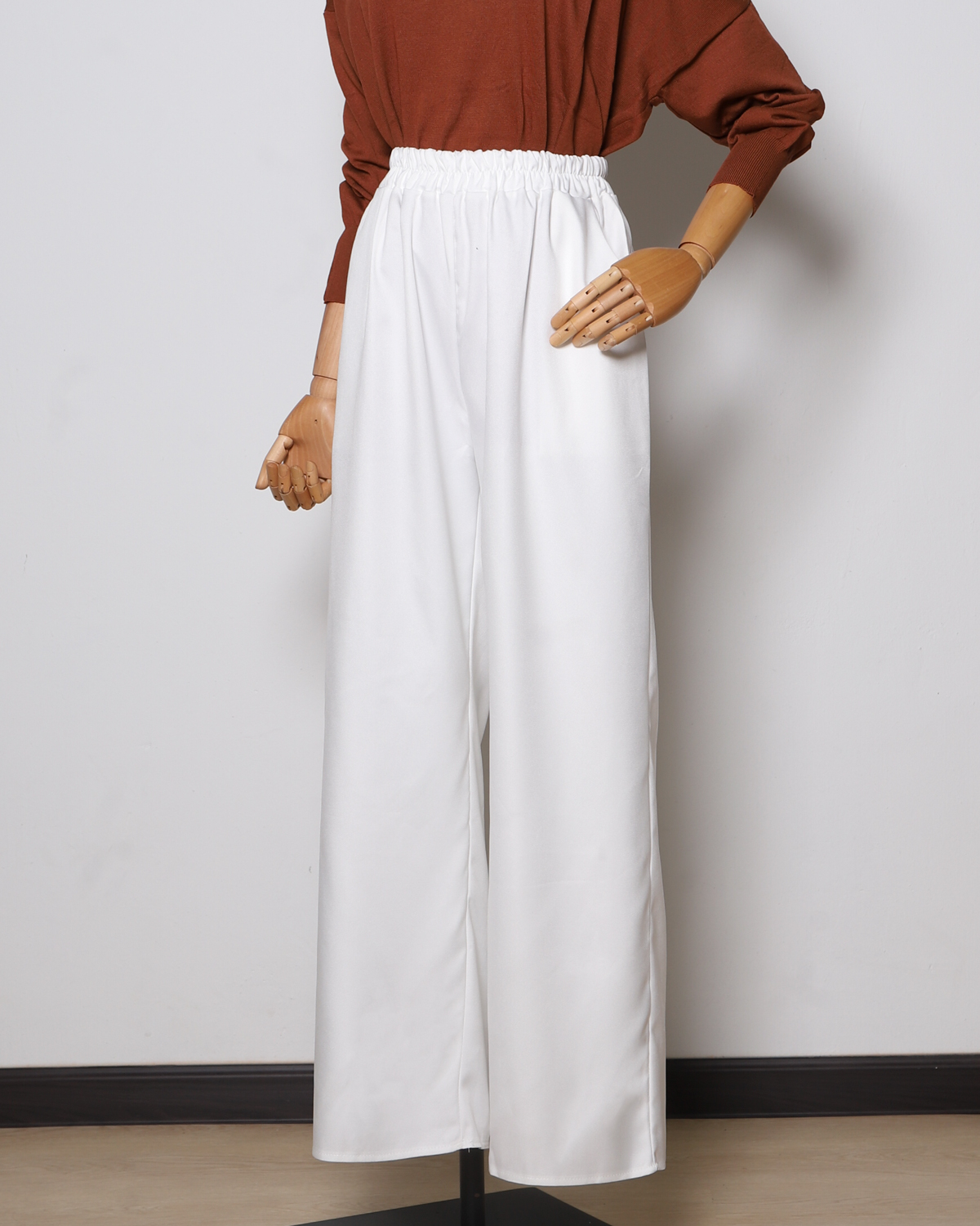 Tenang Pants in White