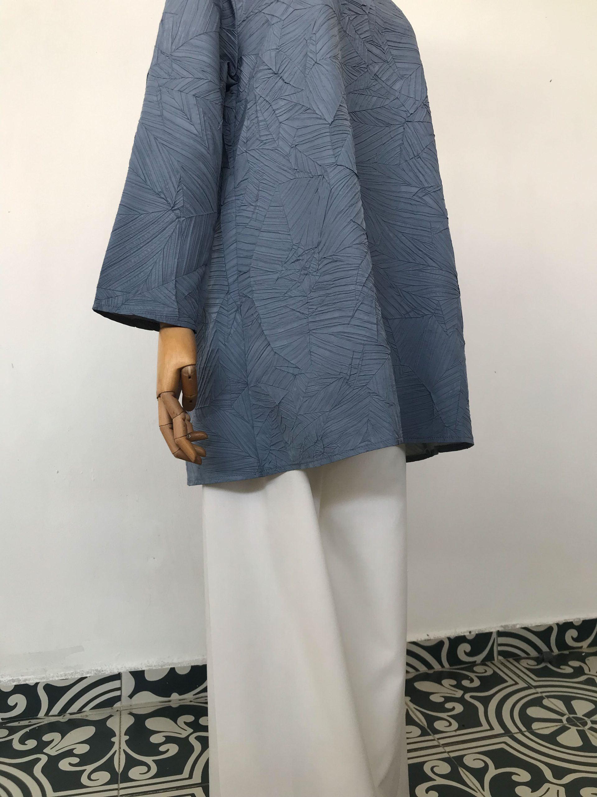 Tiara Ironless Tops in Periwinkle - Image 4