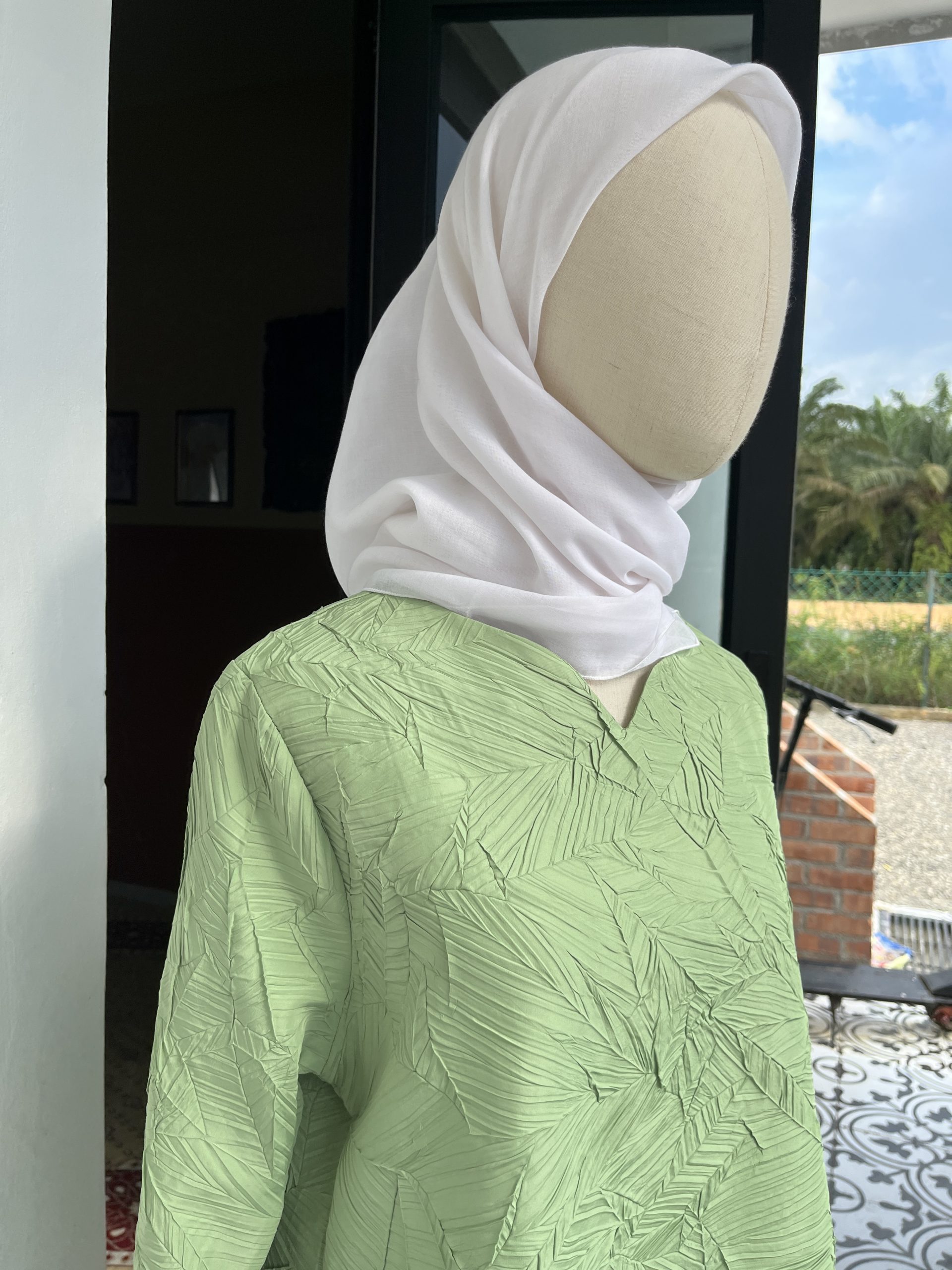 Tiara Ironless Tops in Apple Green - Image 2