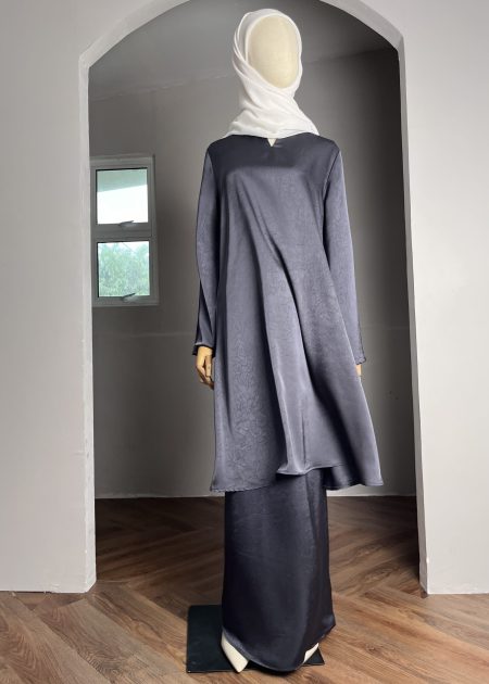 Crushed Mulberry Silk Klasik Kurung in Slate Grey