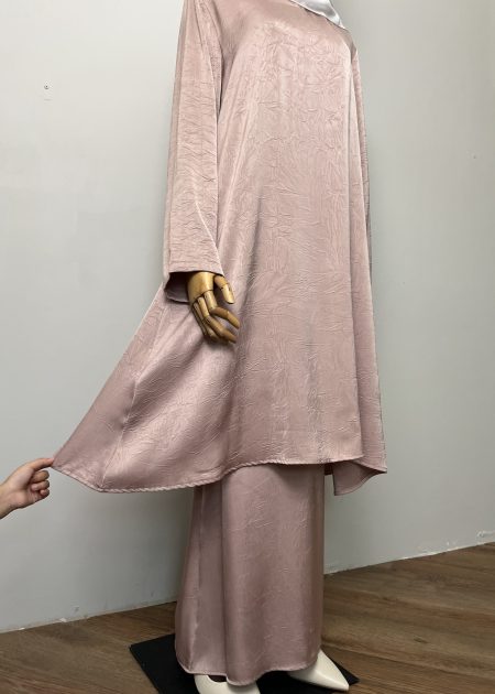 Crushed Mulberry Silk Klasik Kurung in Blush Rose