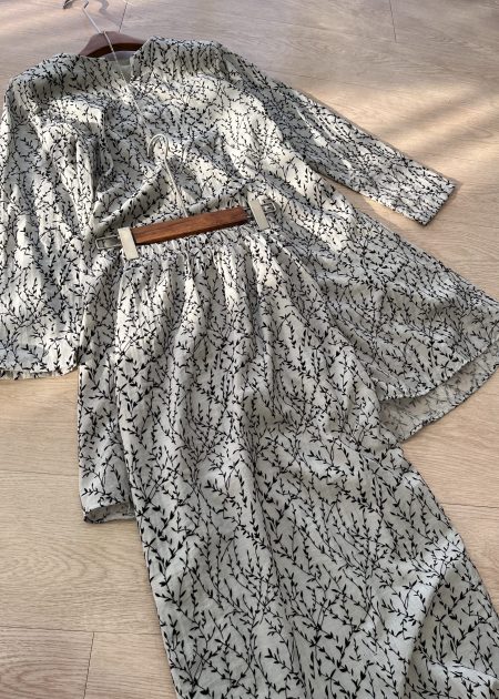 Kesuma Kurung (Full lining) in GrassLand