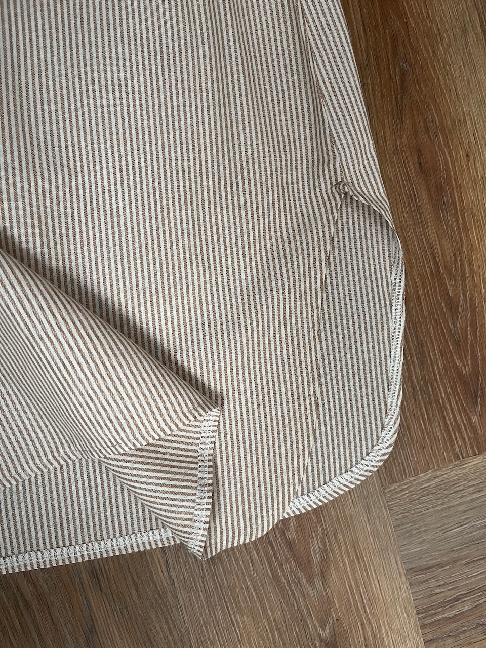 Aurora Stripe Tops in Latte - Image 7