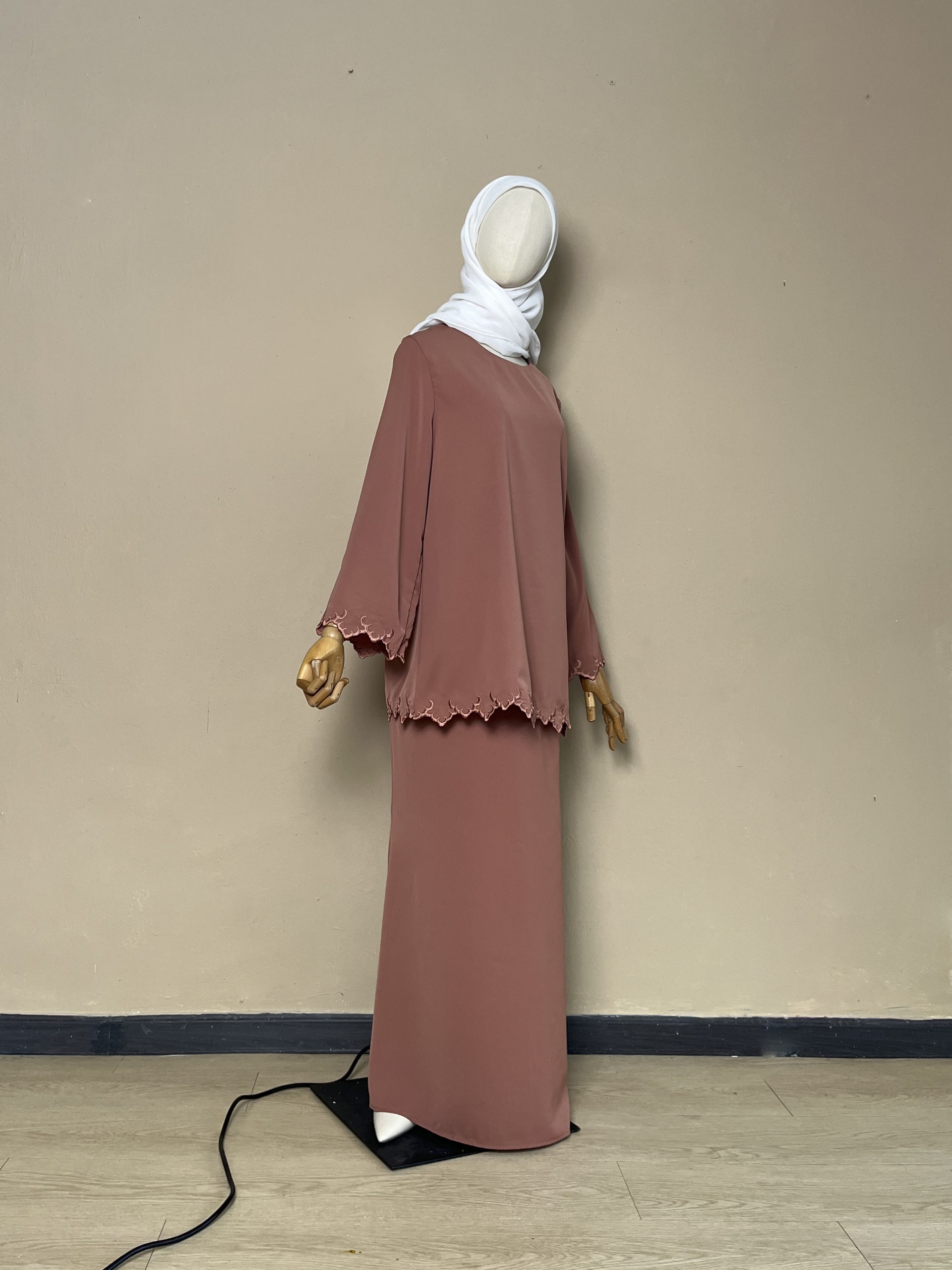 Qaseh Embroidery Kurung in Reddish Brown - Image 4