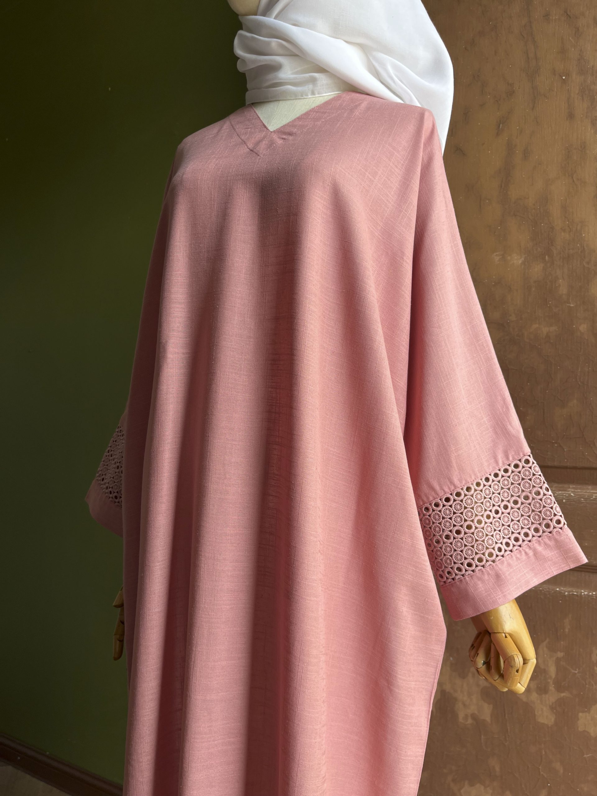 Ameera Exclusive Kaftan Luxe in Taffy Pink