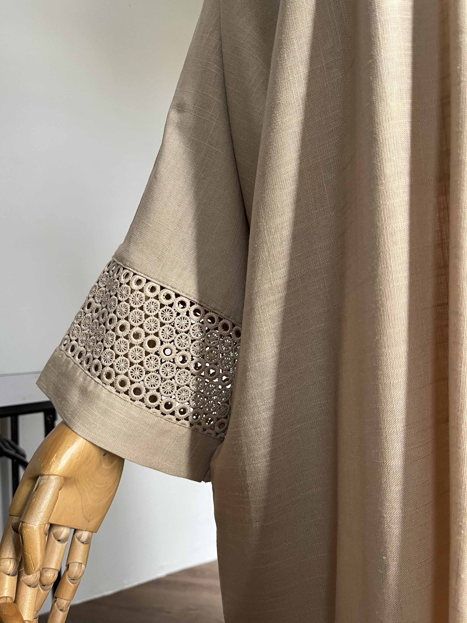 Ameera Exclusive Kaftan Luxe in Nude - Image 4