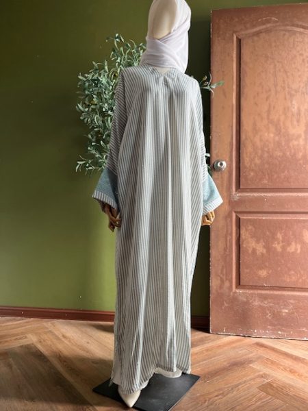 Serene Luxed Kaftan Lace in Dusty mint