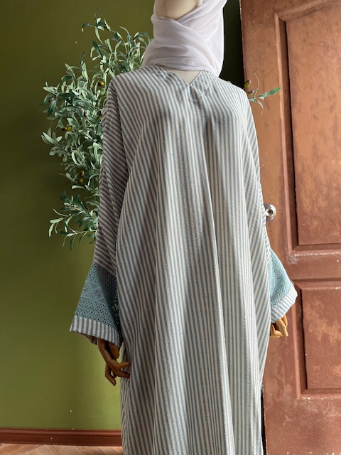 Serene Luxed Kaftan Lace in Dusty mint - Image 7