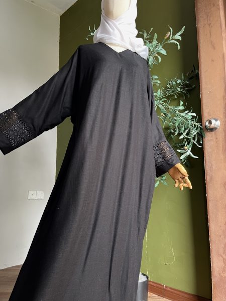 Ameera Exclusive Kaftan Luxe in Black