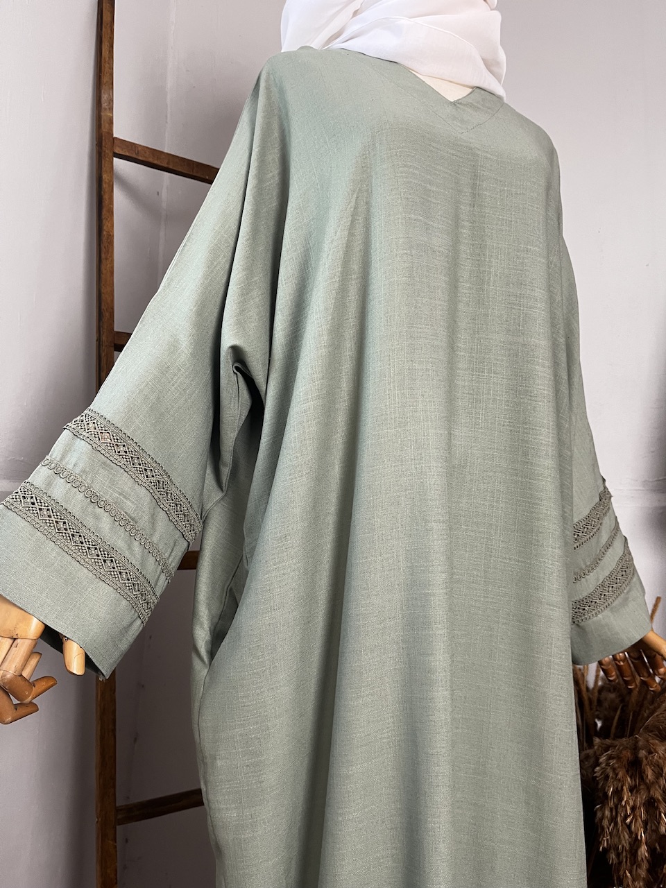 Ameera Exclusive Kaftan Luxe in Sage Green